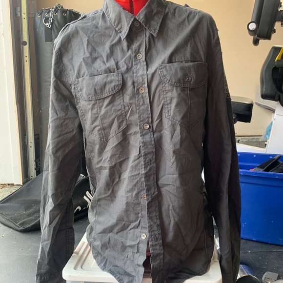 Grey grunge button up with cool patch - Picture 2 of 4